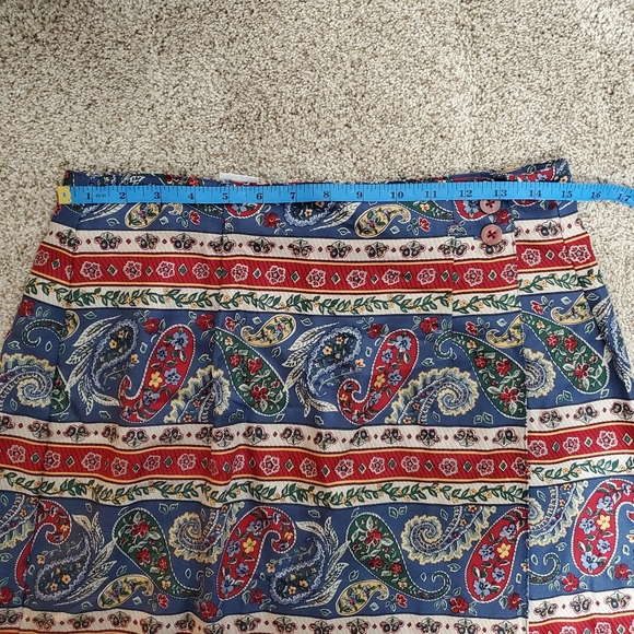 Talbots Paisley Wrap Skirt with Buttons - Size 6 - Picture 6 of 7